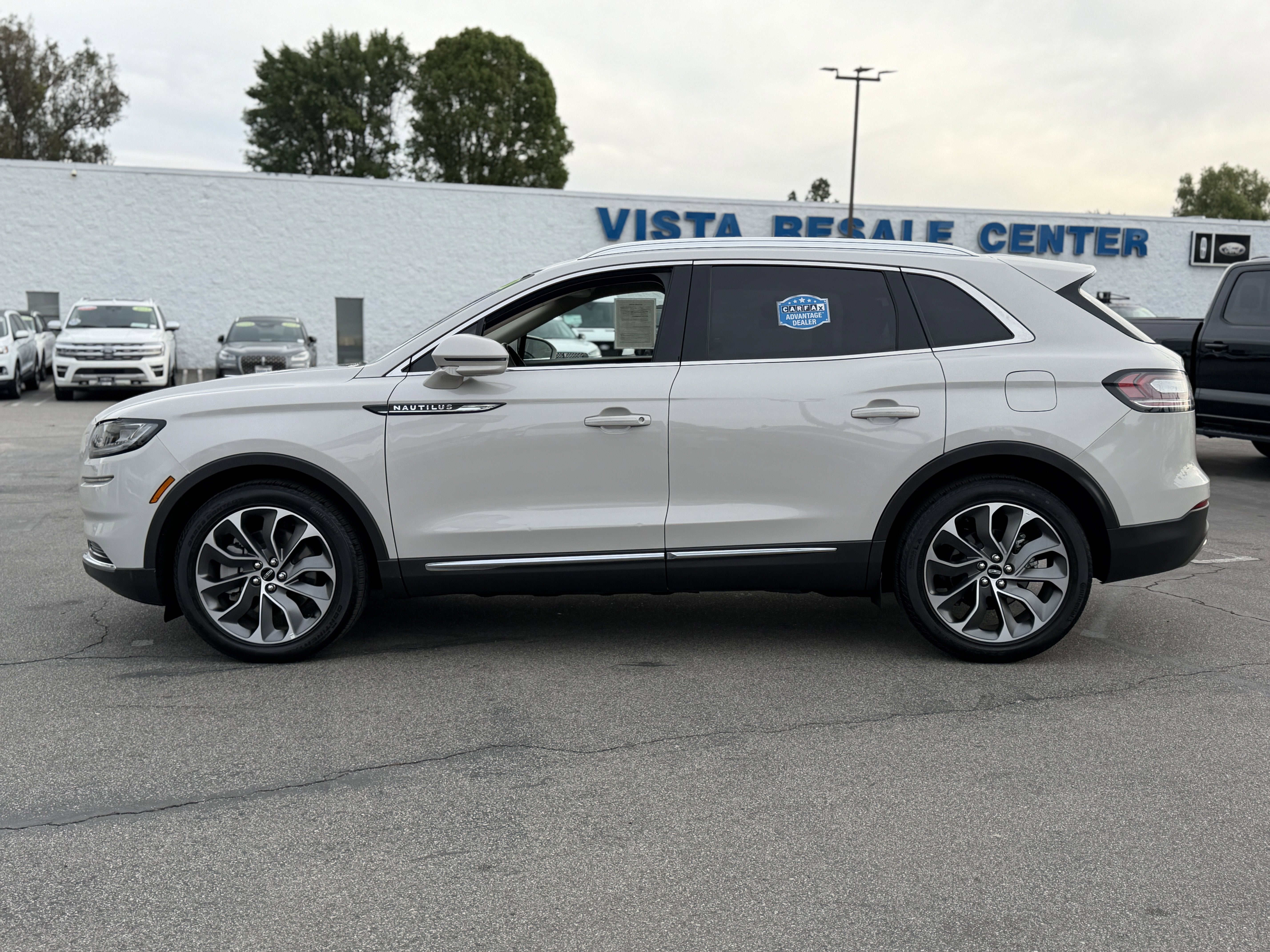 2023 Lincoln Nautilus Reserve