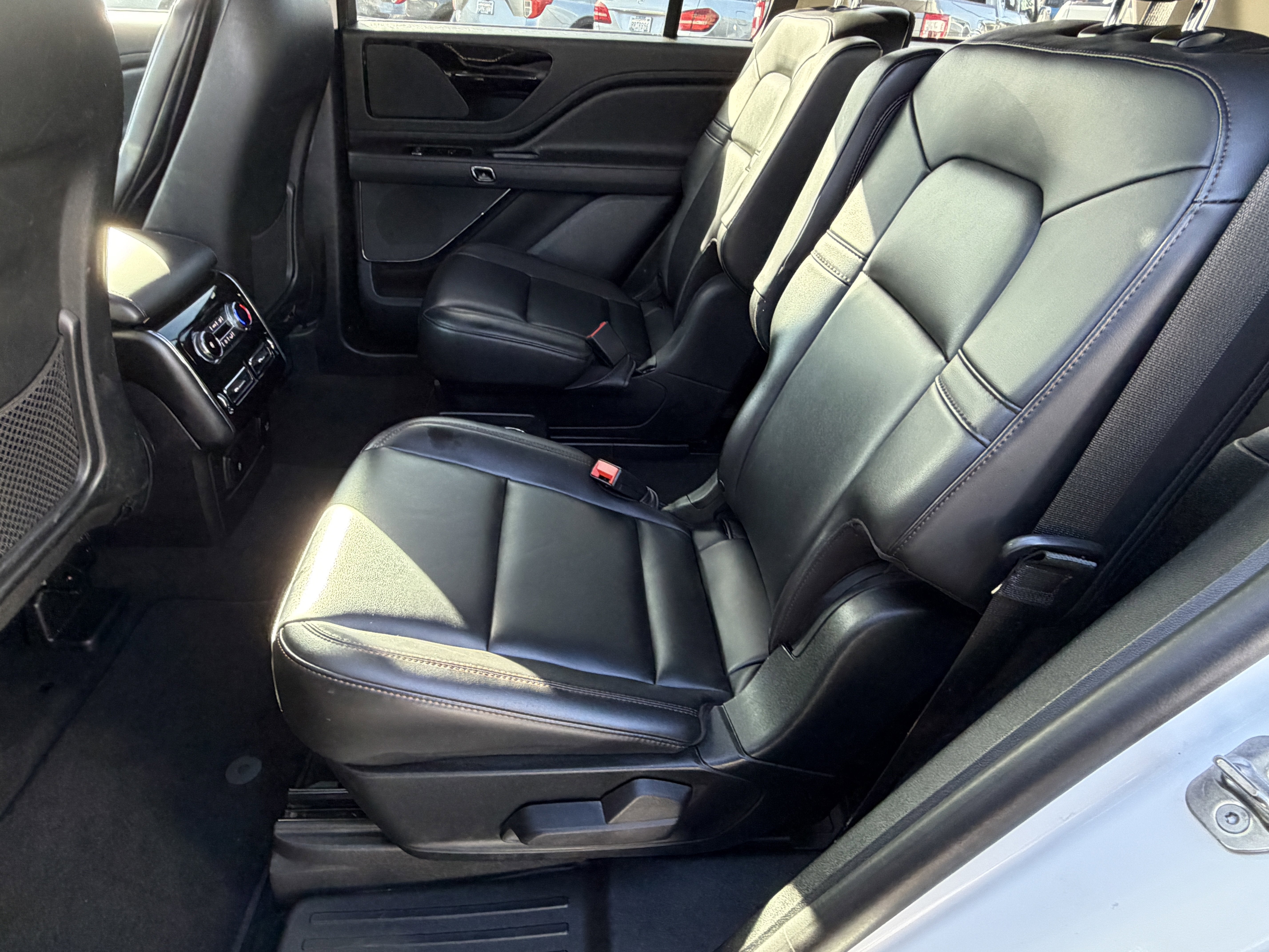 2023 Lincoln Aviator Standard