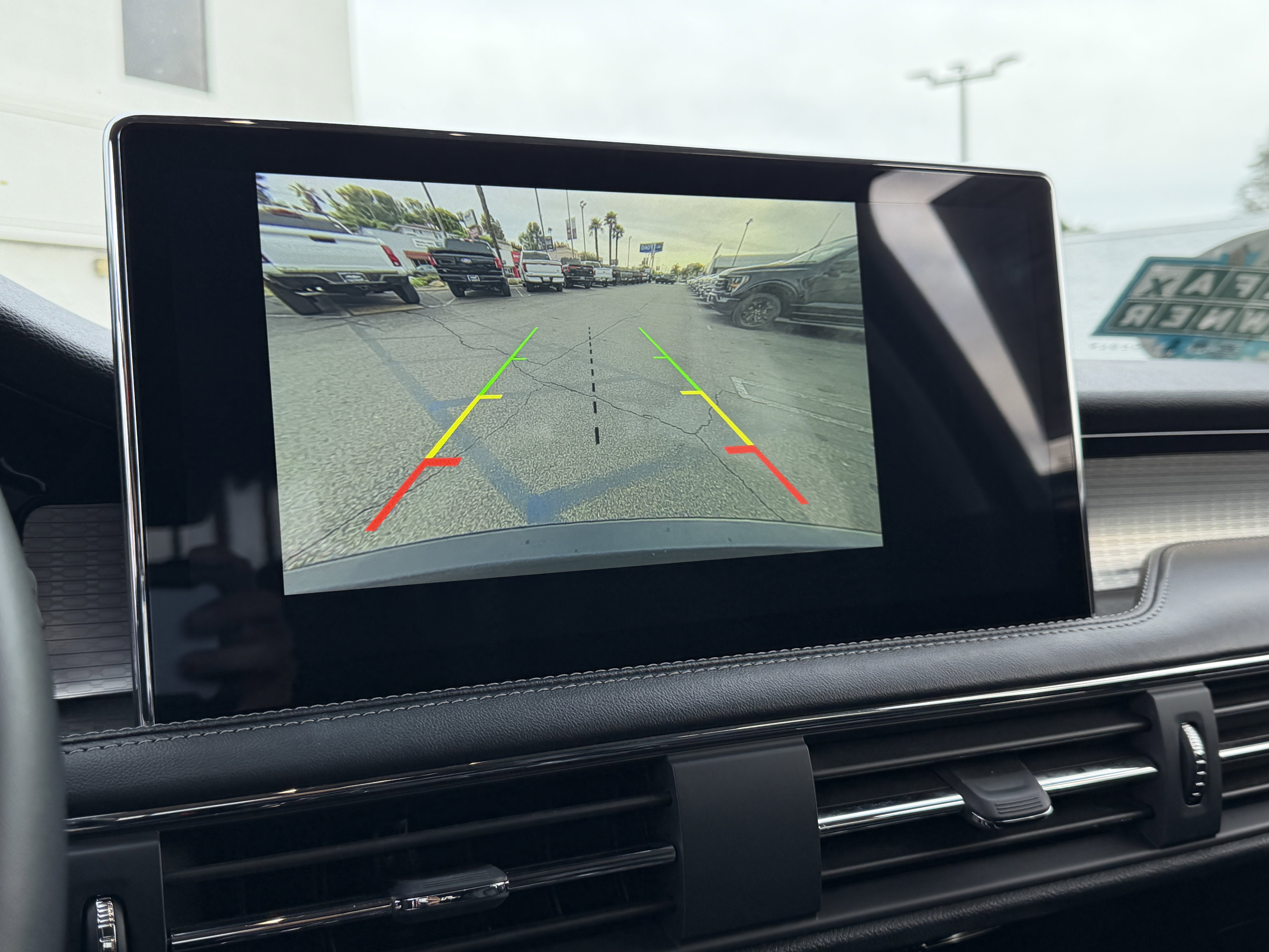 2023 Lincoln Corsair Standard