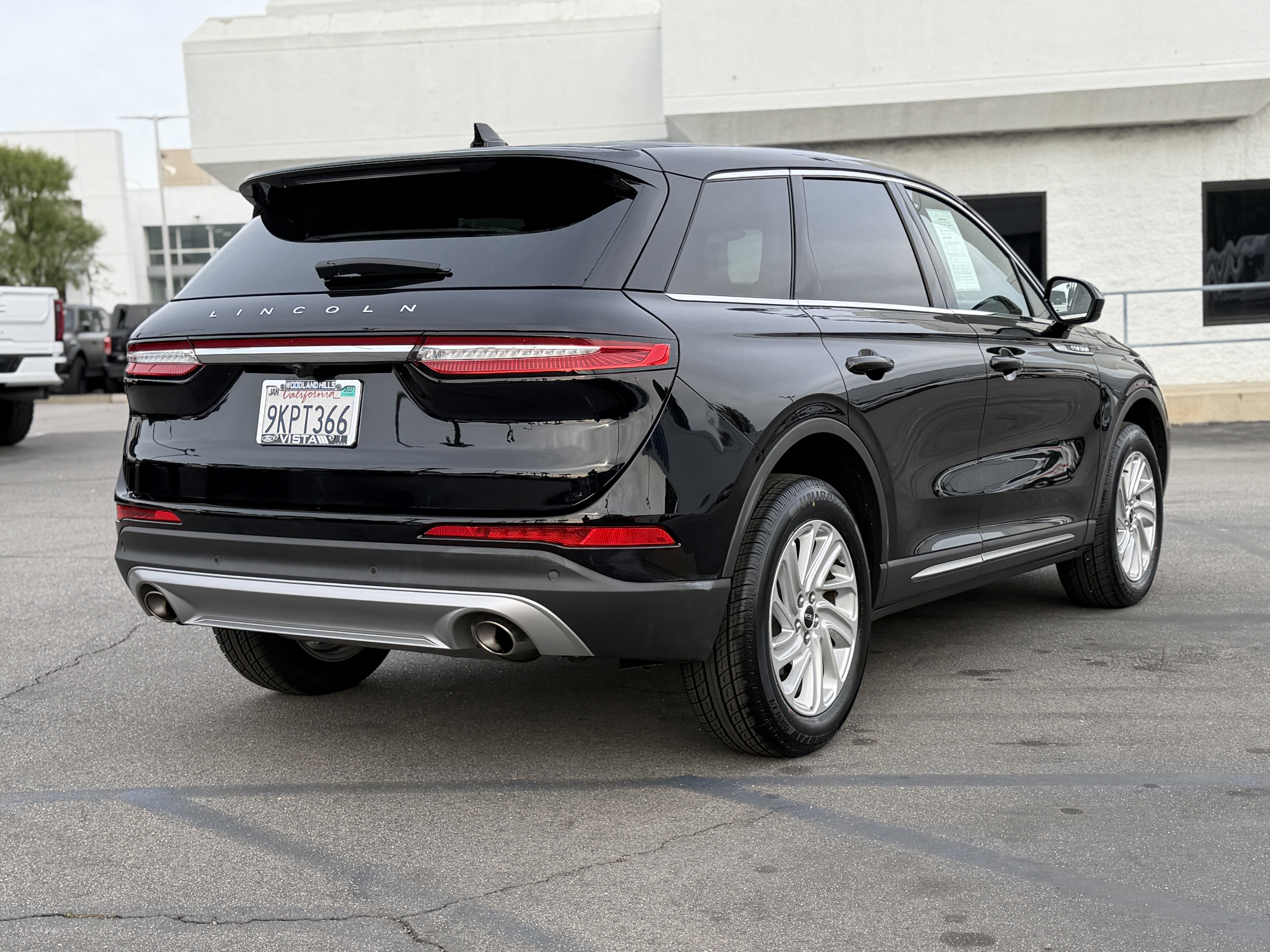 2023 Lincoln Corsair Standard