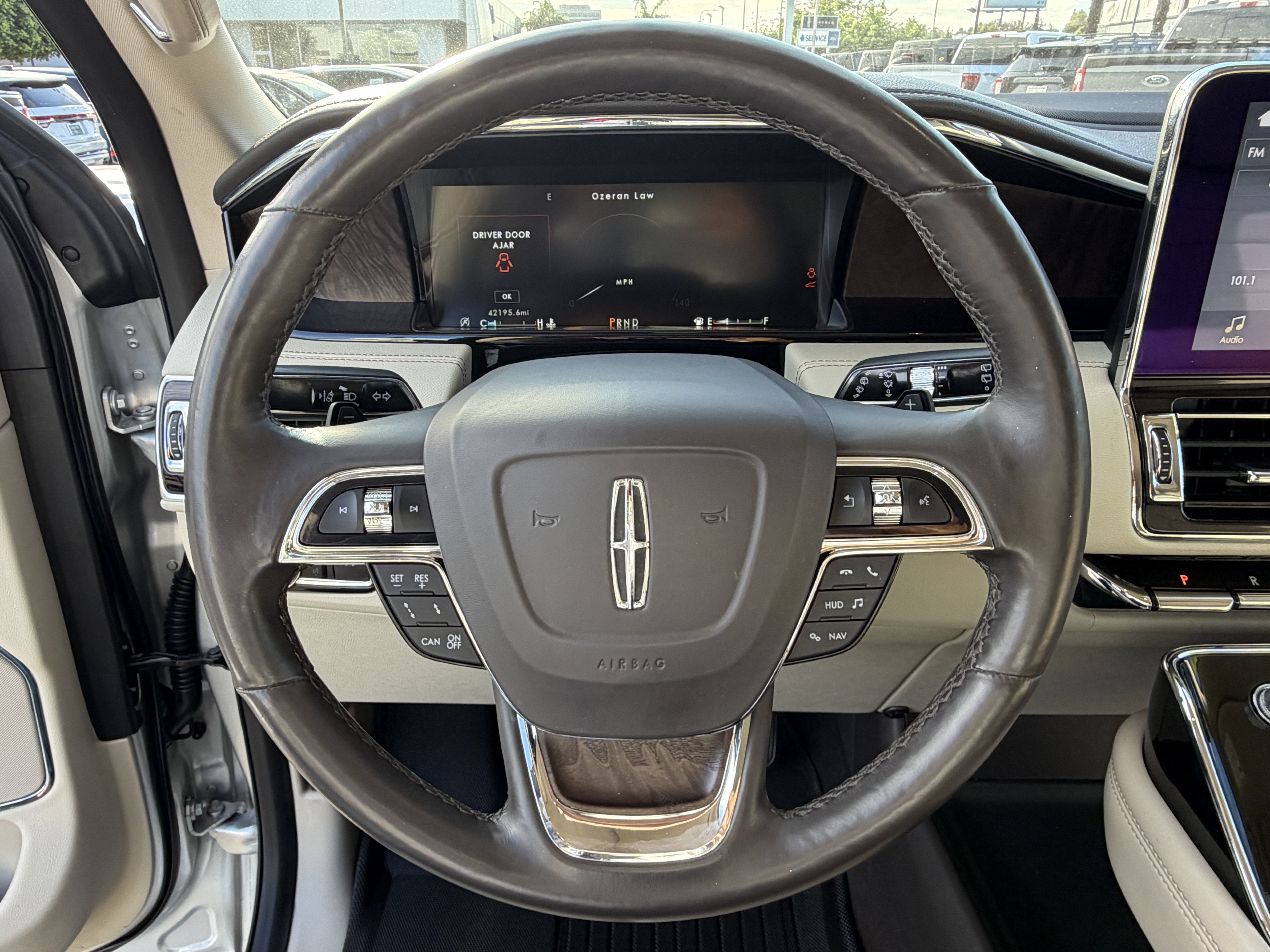 2019 Lincoln Navigator Select