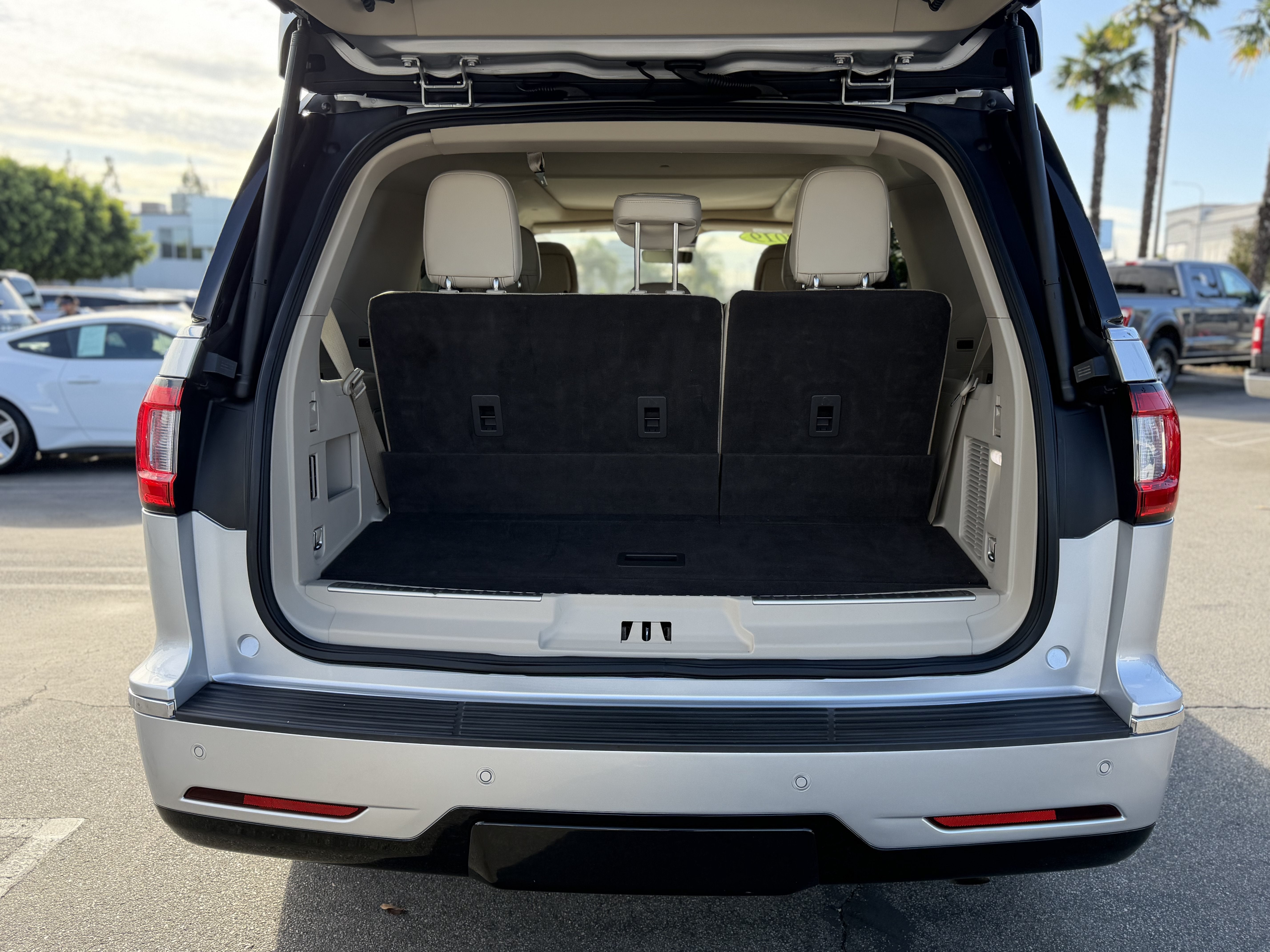 2019 Lincoln Navigator Select