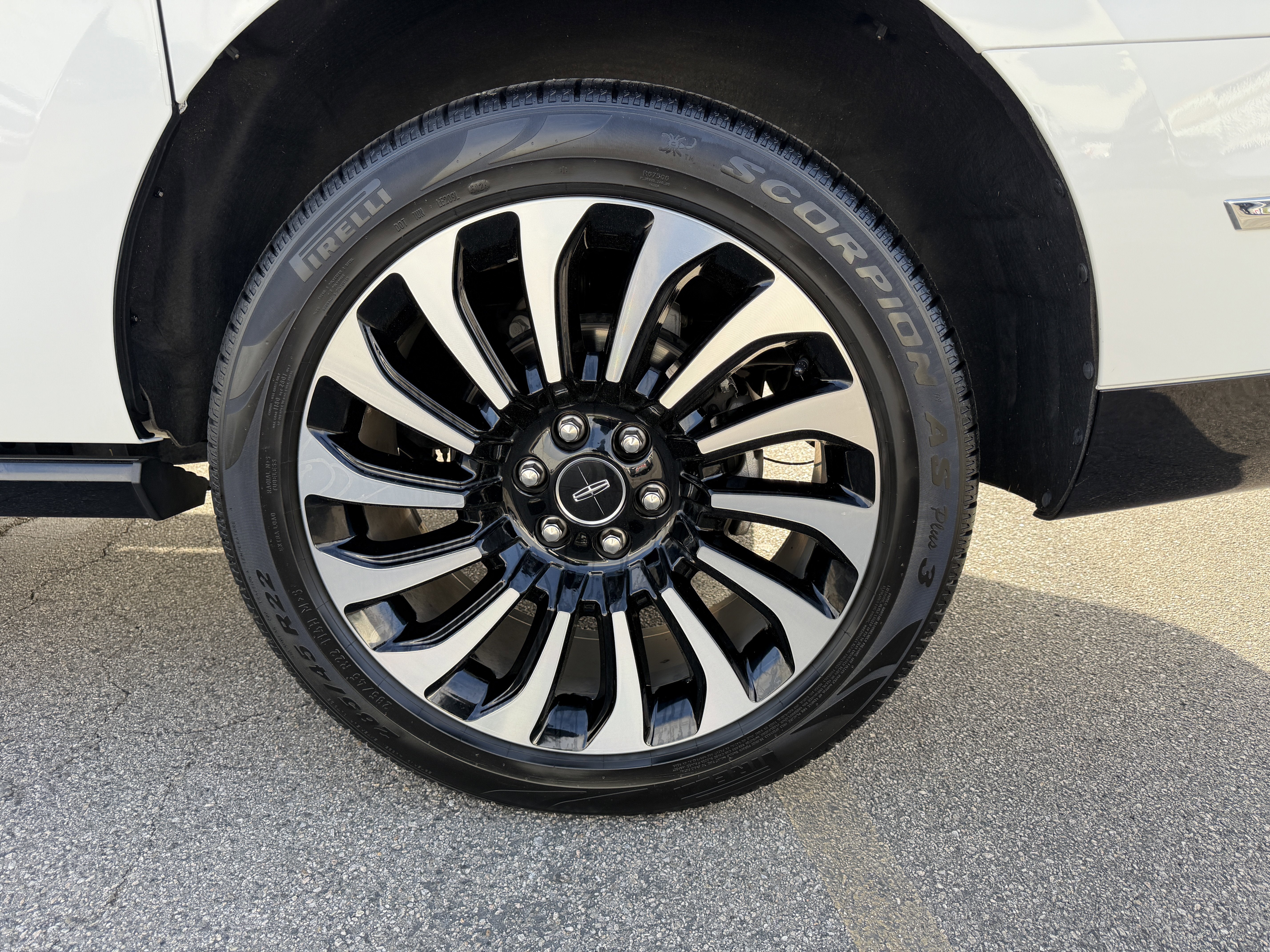 2022 Lincoln Navigator L Black Label