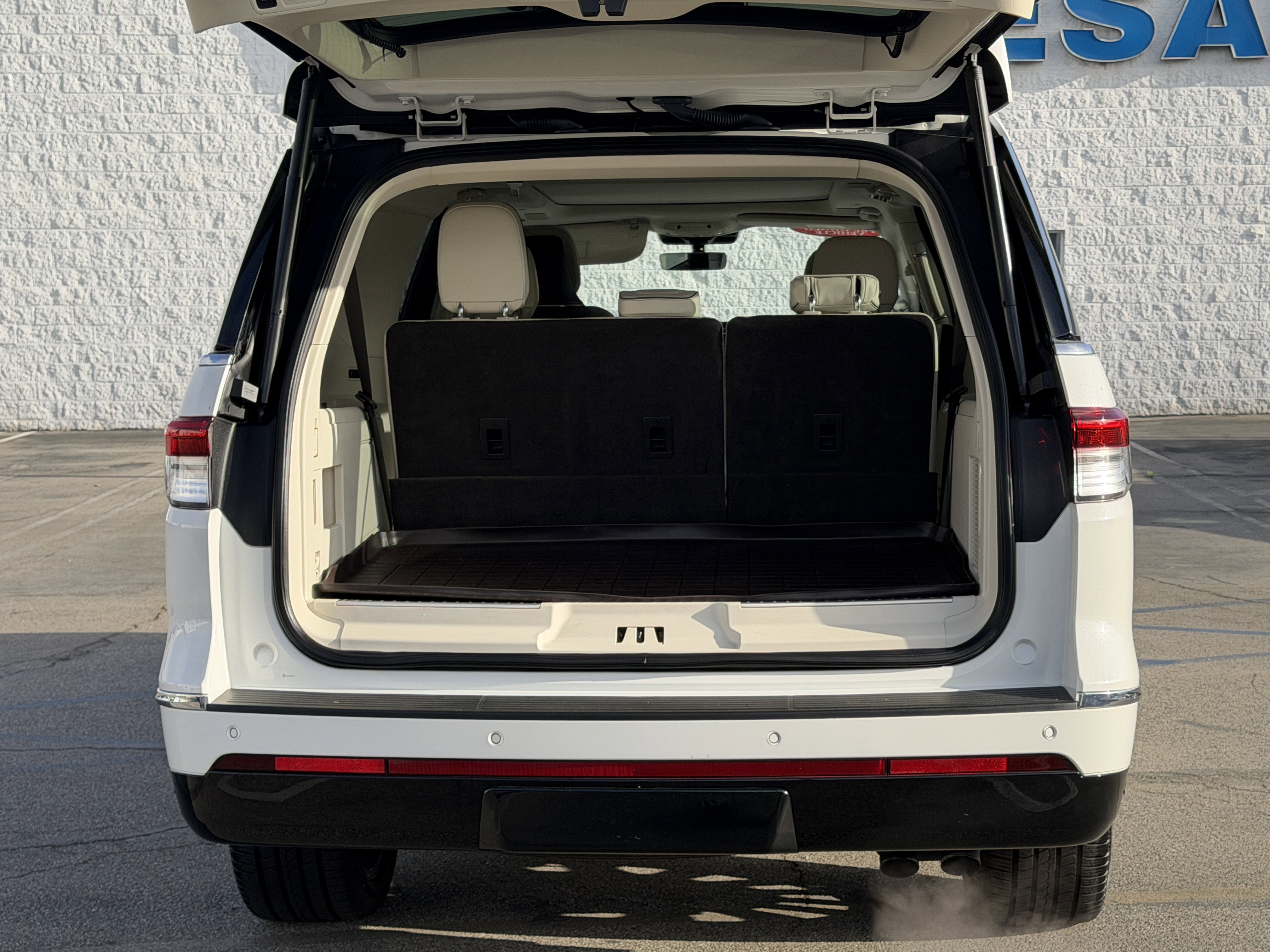 2022 Lincoln Navigator L Black Label