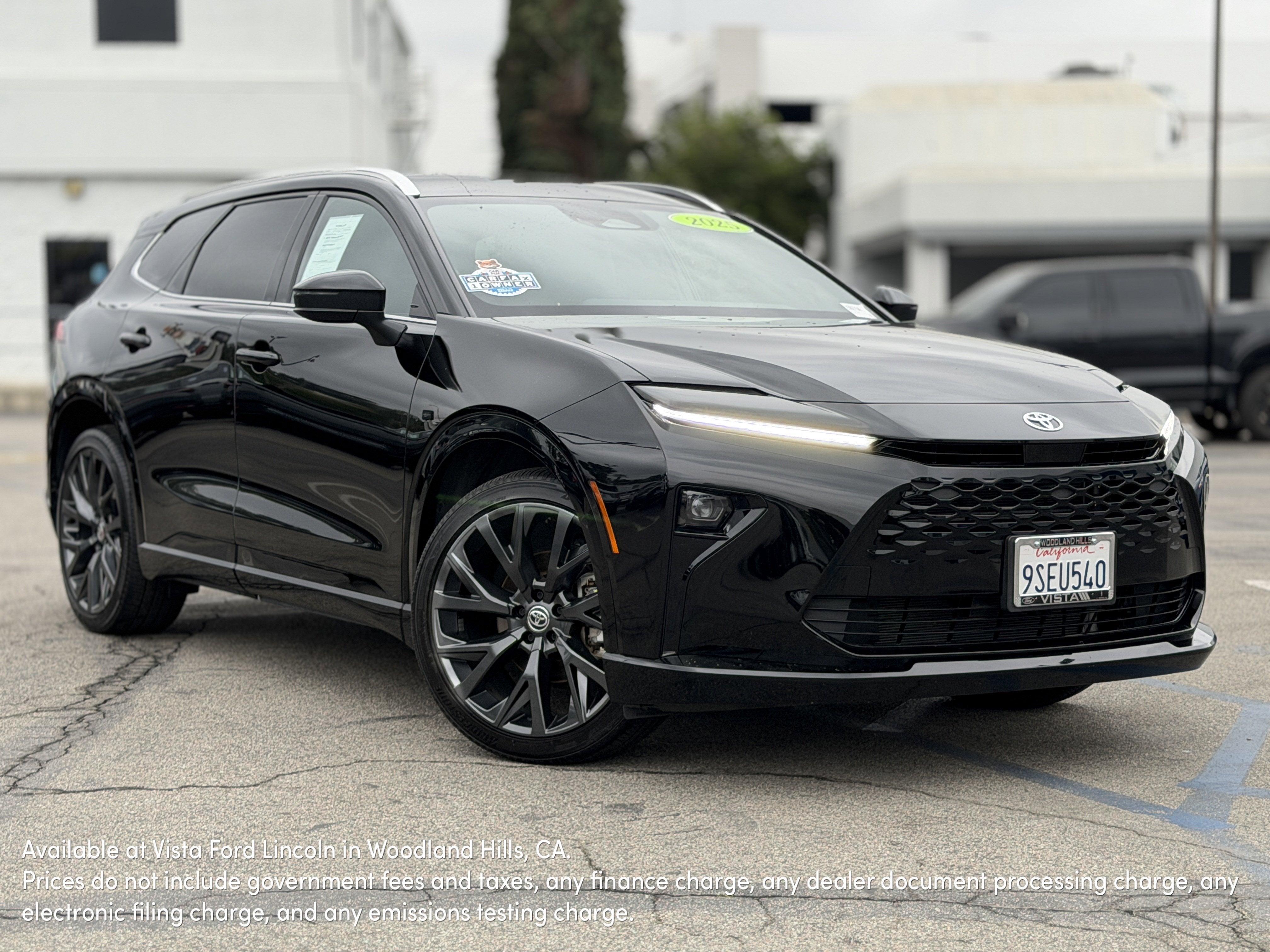 2025 Toyota Crown Signia XLE