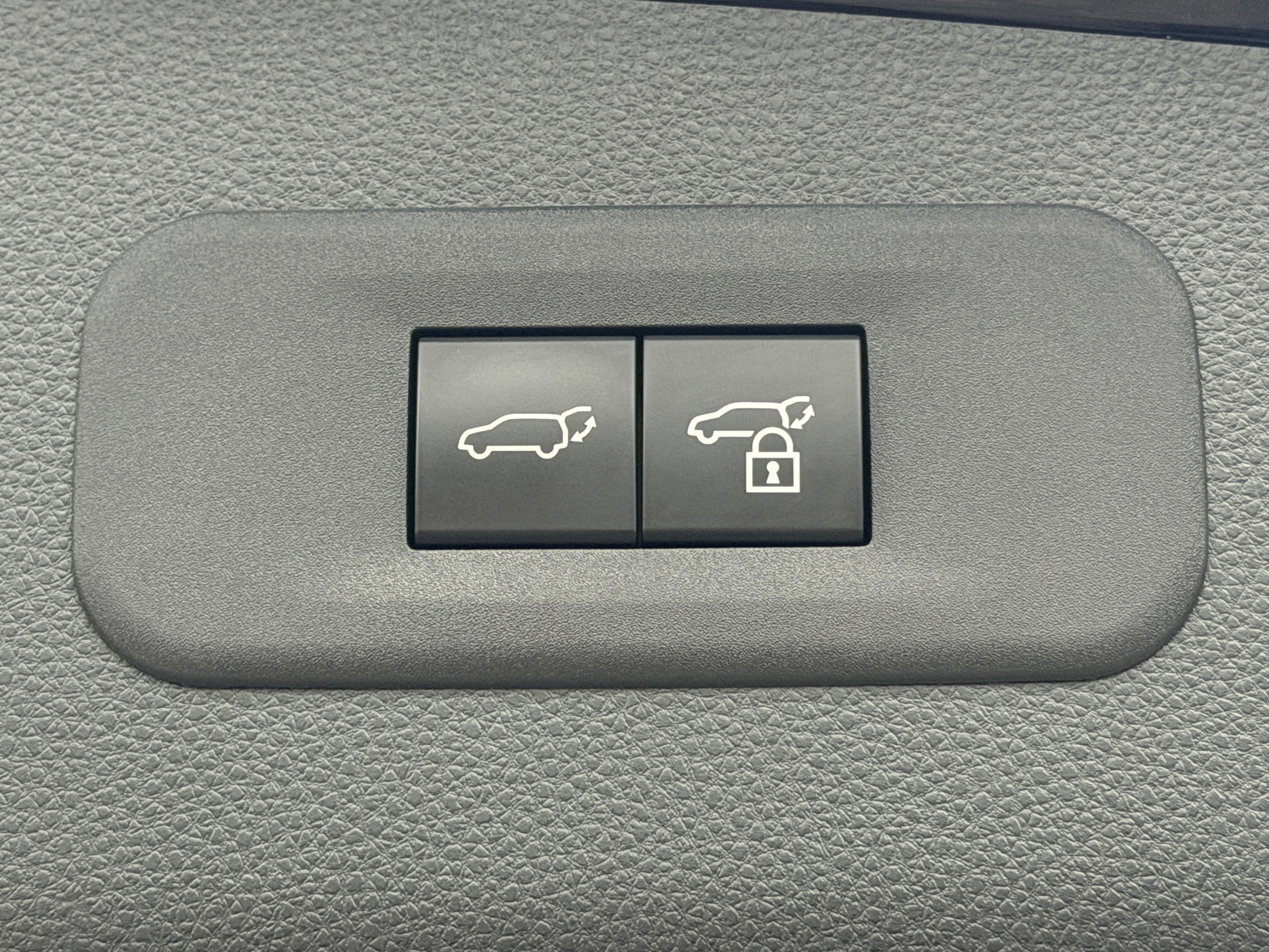 2025 Toyota Crown Signia XLE