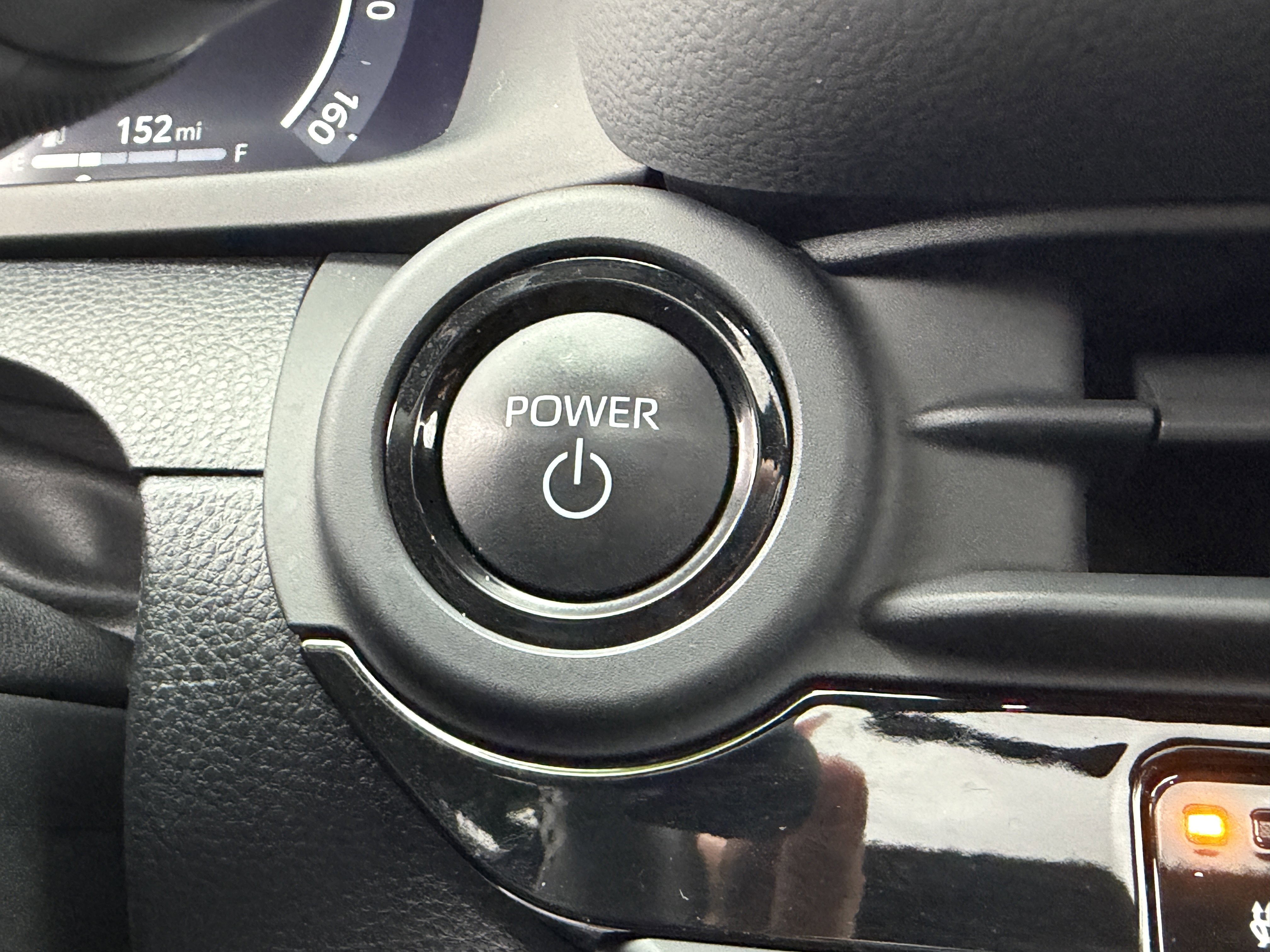 2025 Toyota Crown Signia XLE