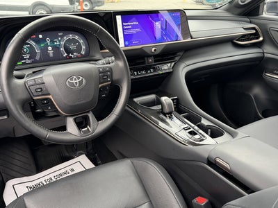 2025 Toyota Crown Signia XLE