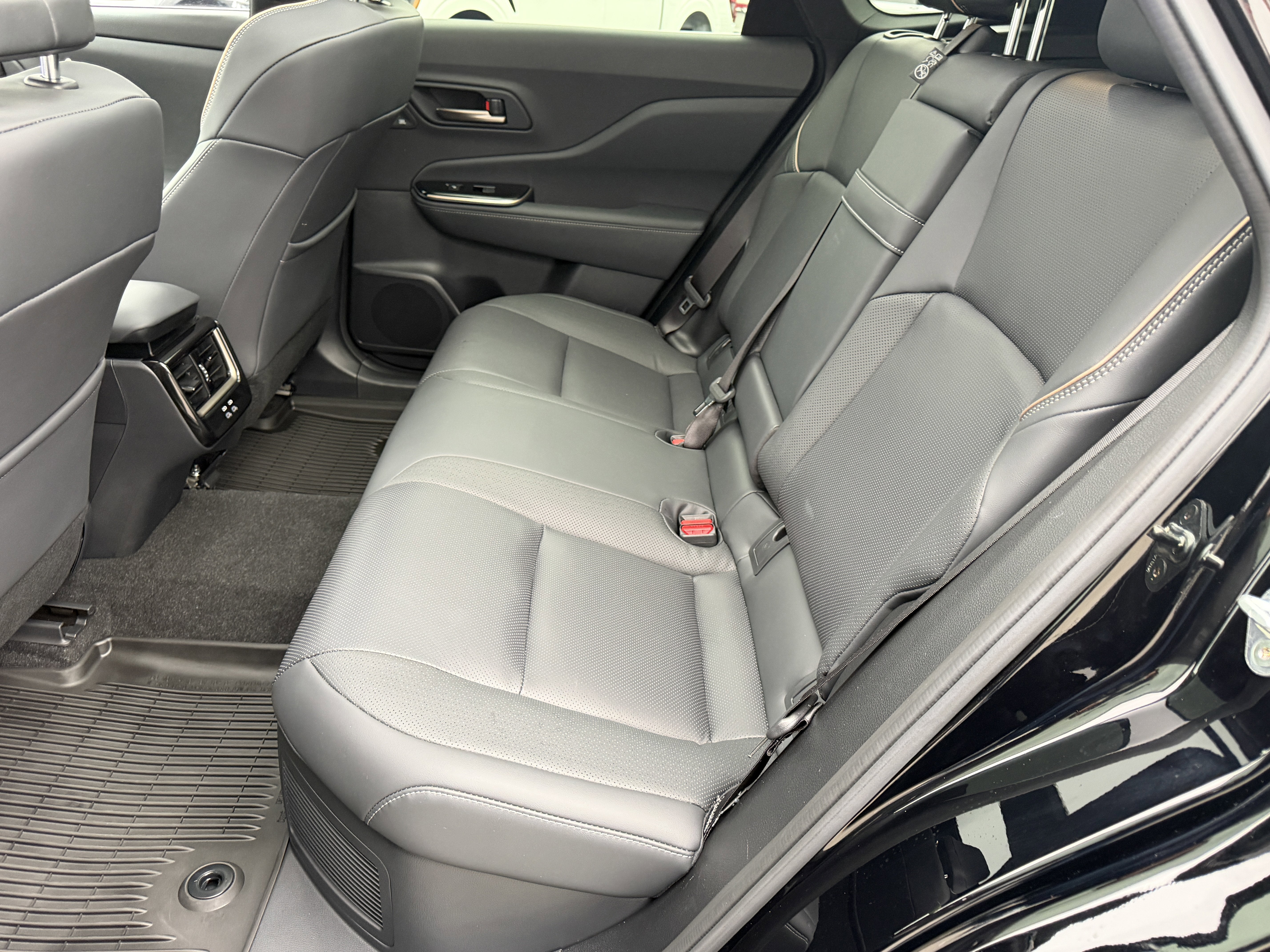 2025 Toyota Crown Signia XLE