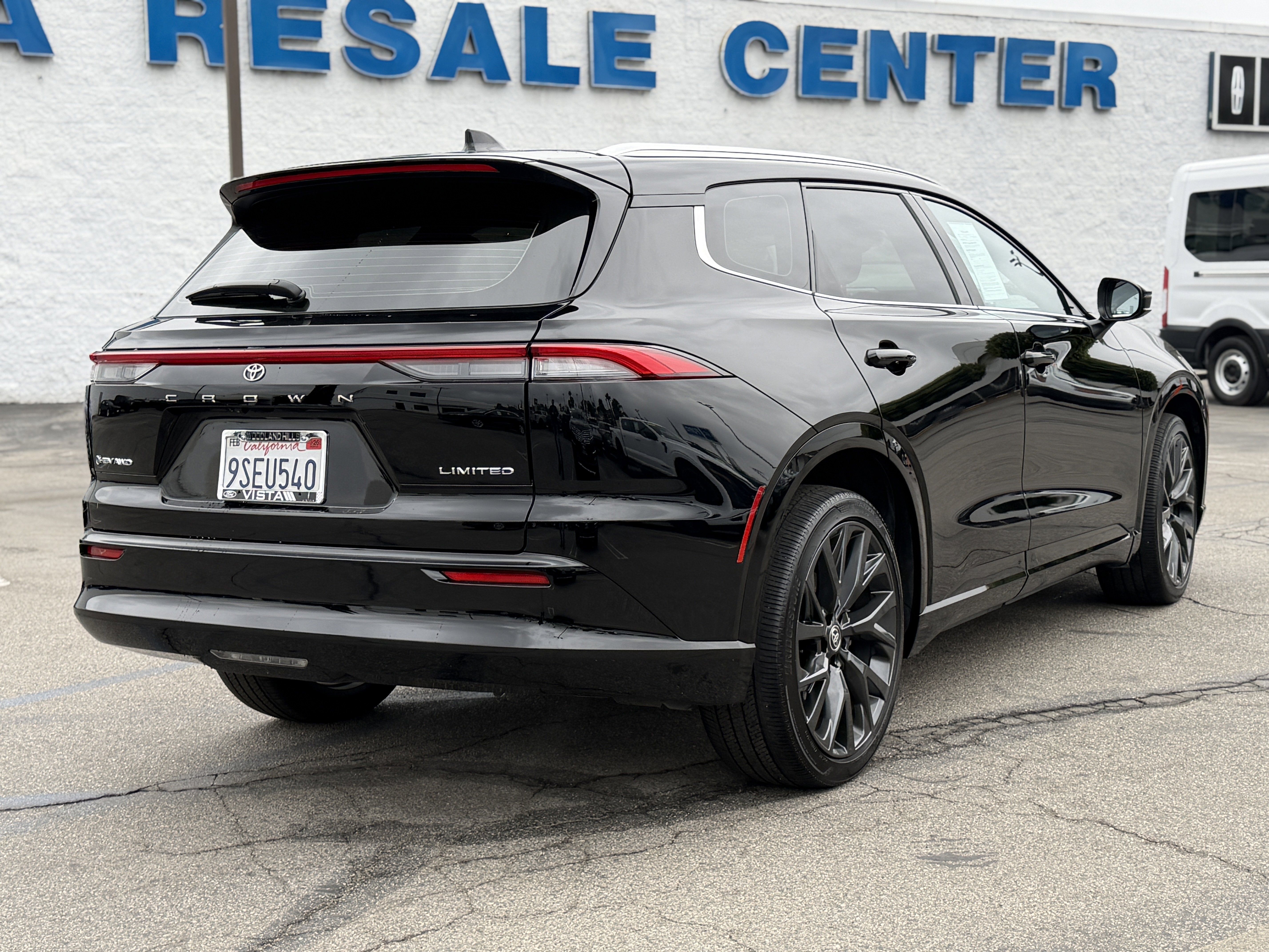 2025 Toyota Crown Signia XLE