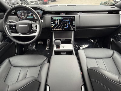 2025 Land Rover Range Rover SE