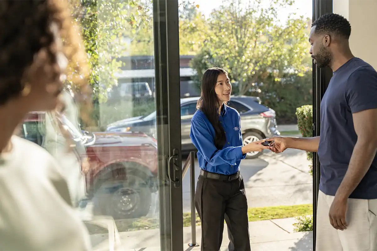 Vista Ford Lincoln in Woodland Hills CA